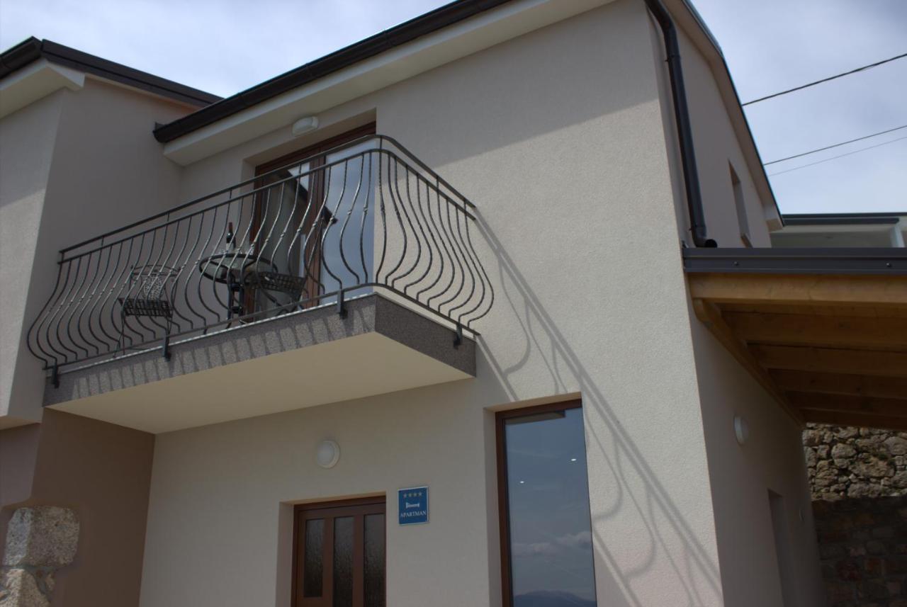 Apartman Sara S Pogledom Na More ลอฟราน ภายนอก รูปภาพ