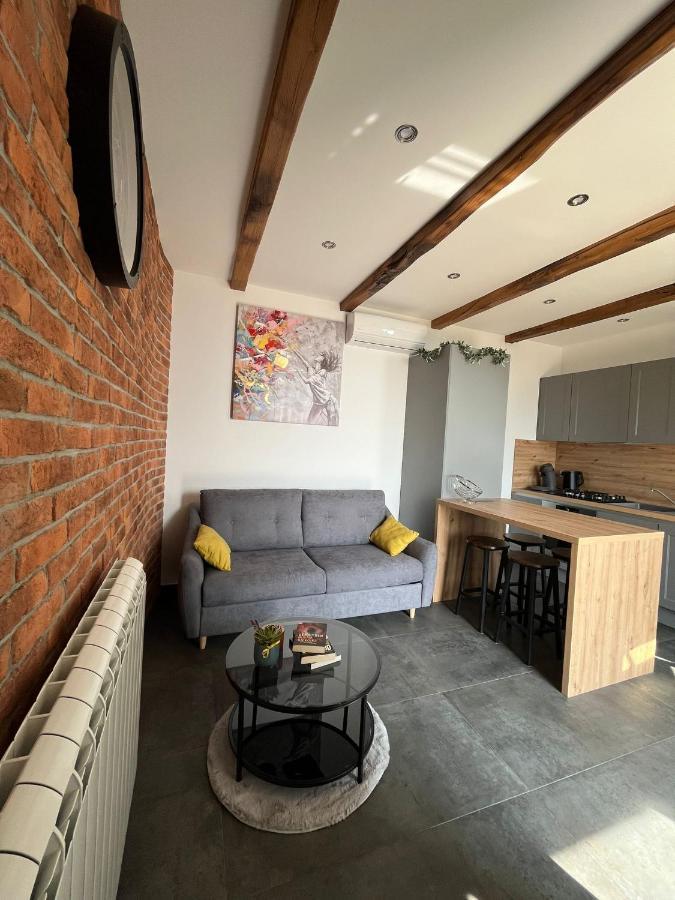 Apartman Sara S Pogledom Na More ลอฟราน ภายนอก รูปภาพ